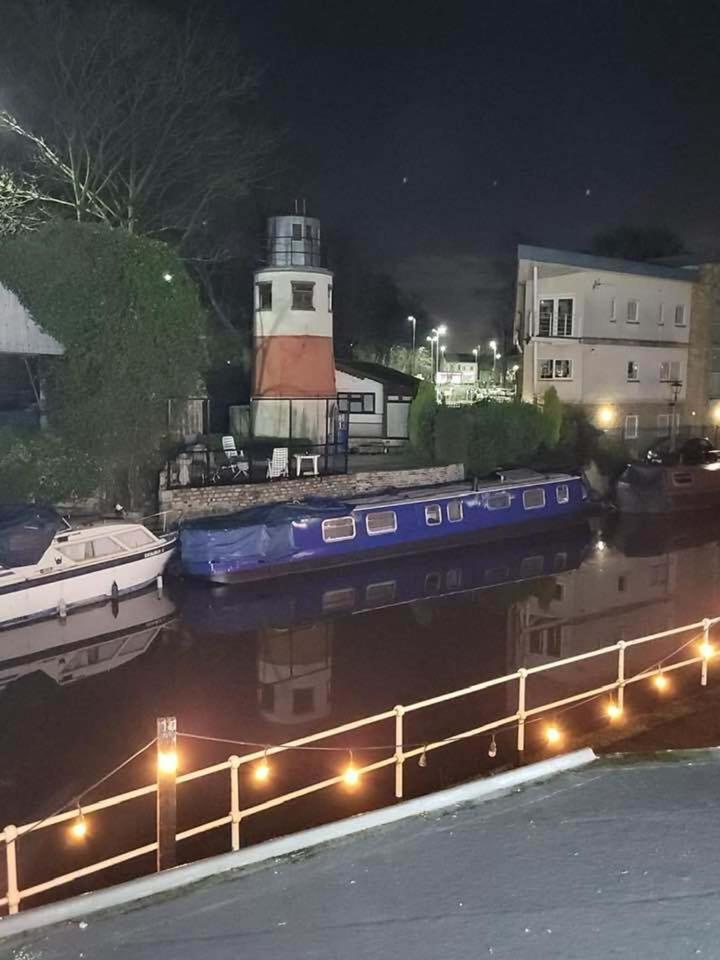 The Waterside Bar, Rooms & Restaurant Swinton  Phòng bức ảnh